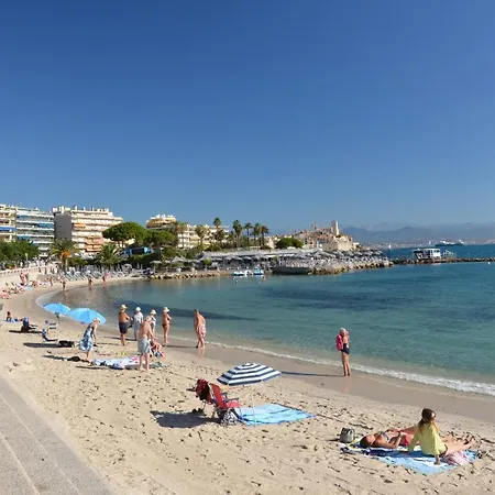 Grand 2 Pieces Renove Climatise, Vieil Antibes, Proche Port * أنتيب