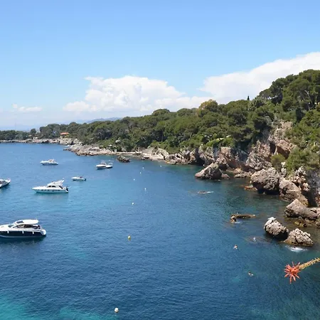 Grand 2 Pieces Renove Climatise, Vieil Antibes, Proche Port * أنتيب